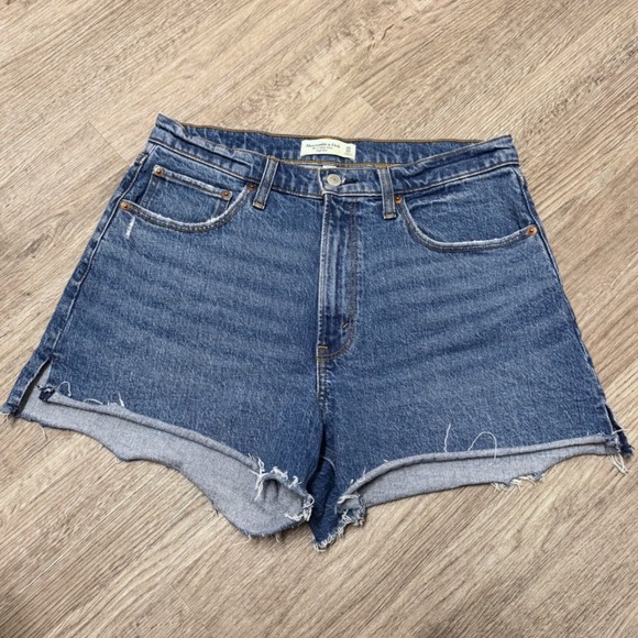 Abercrombie & Fitch Pants - Abercrombie & Fitch Curve Love The 4 Mom Short High Rise Denim Blue Size 30 10